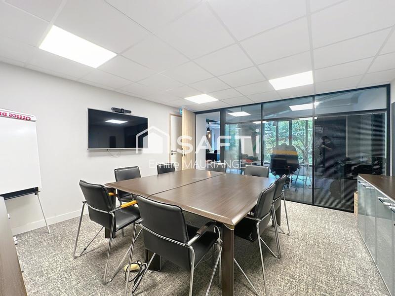 Bureau - 196 m² - 5 pièces