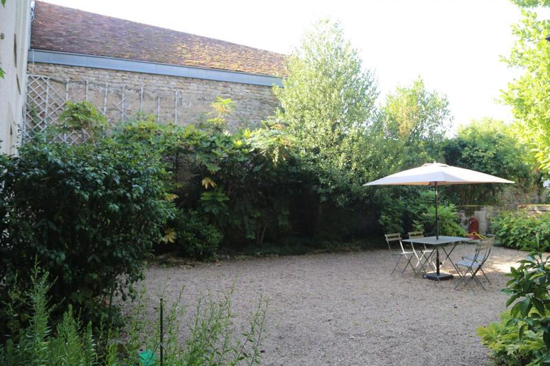 Maison - 340 m² - 9 pièces