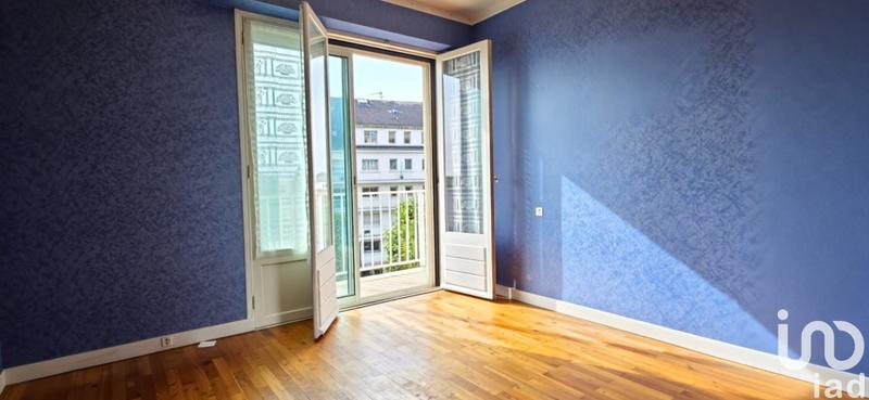 Appartement - 93 m² - 4 pièces