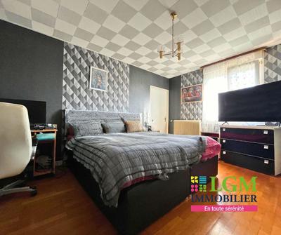 Maison - 95 m² - 3 pièces