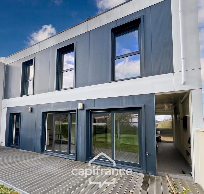 Maison - 145 m² - 6 pièces