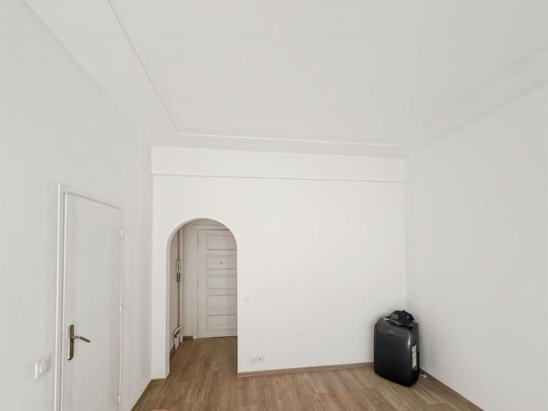 Studio - 30 m² - 1 pièce