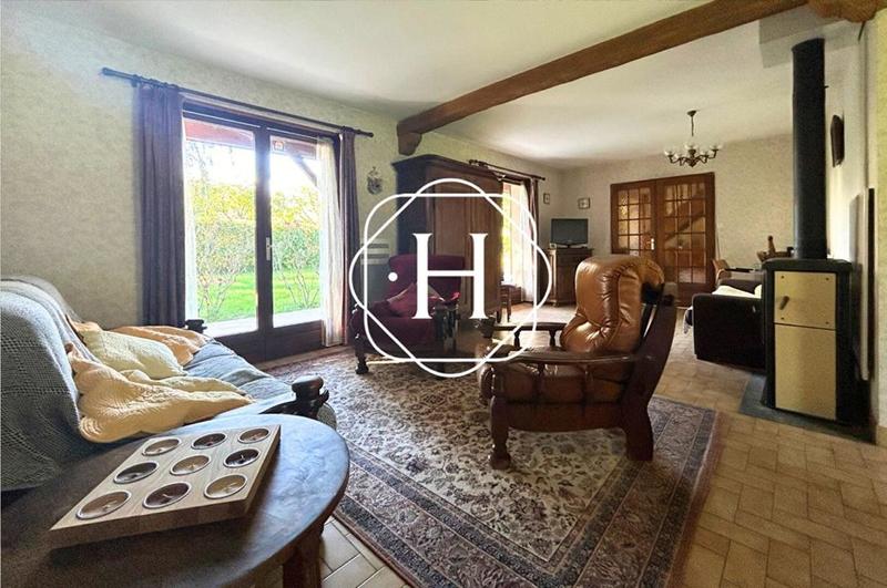 Maison - 110 m² - 5 pièces