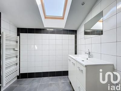 Maison - 97 m² - 5 pièces