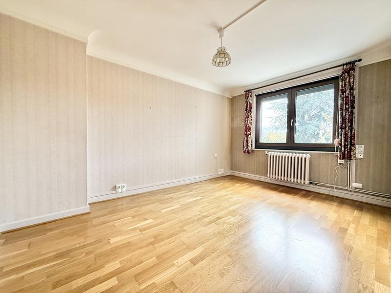 Maison ancienne - 192 m² - 8 pièces