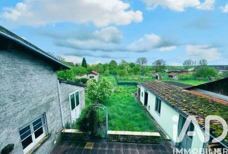 Maison - 237 m² - 6 pièces