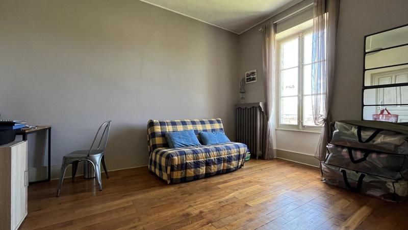 Maison - 205 m² - 8 pièces