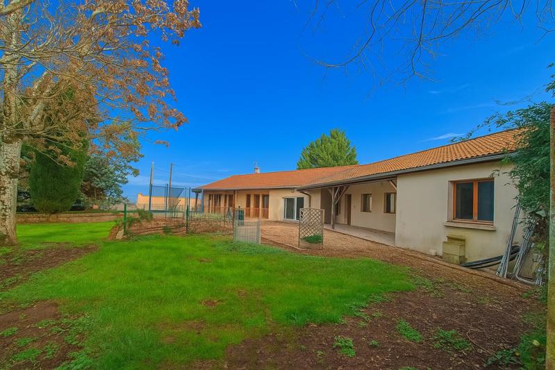 Pavillon - 173 m² - 7 pièces