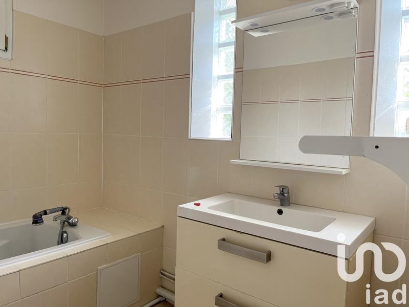 Immeuble - 220 m² - 1 pièce