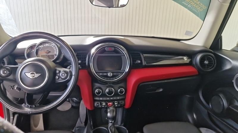 Mini 3 portes Hatch F56 Cooper 136 Ch Bva6 Finition Business