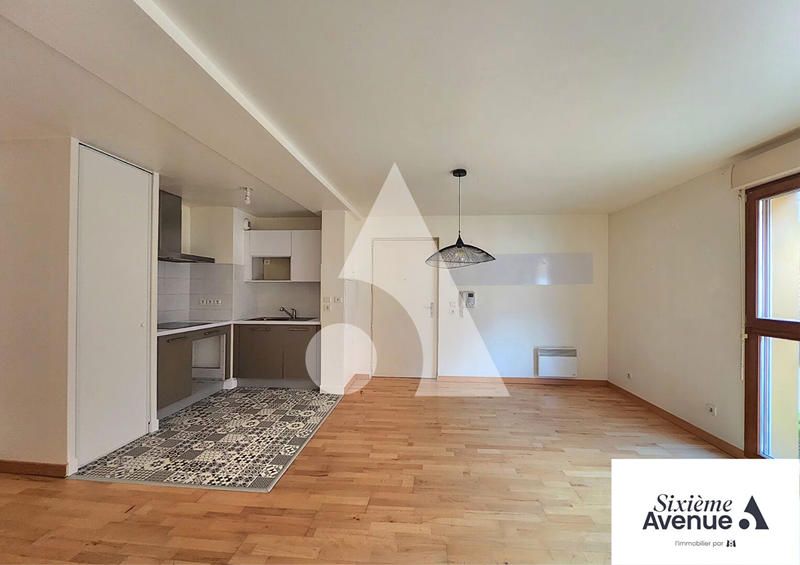 Appartement - 82 m² - 4 pièces