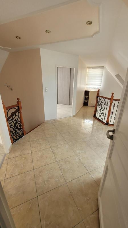 Maison - 122 m² - 5 pièces