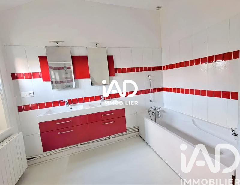 Maison - 121 m² - 5 pièces