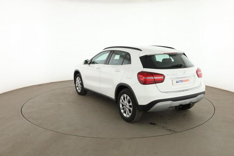 Mercedes Gla 180 d Inspiration 7g-Dct 109 ch