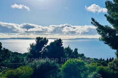 Villa - 242 m² - 6 pièces