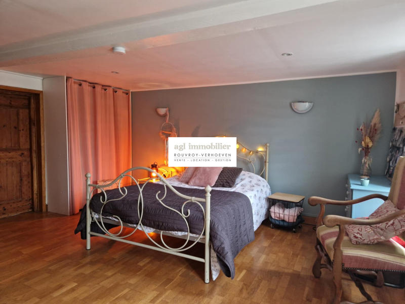 Maison - 483 m² - 12 pièces