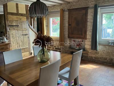 Maison - 121 m² - 4 pièces