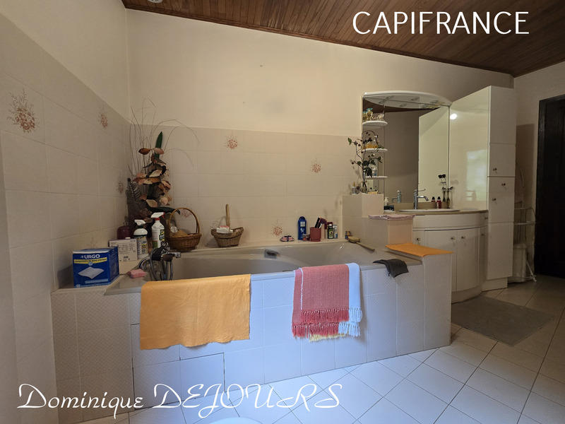 Maison - 137 m² - 4 pièces