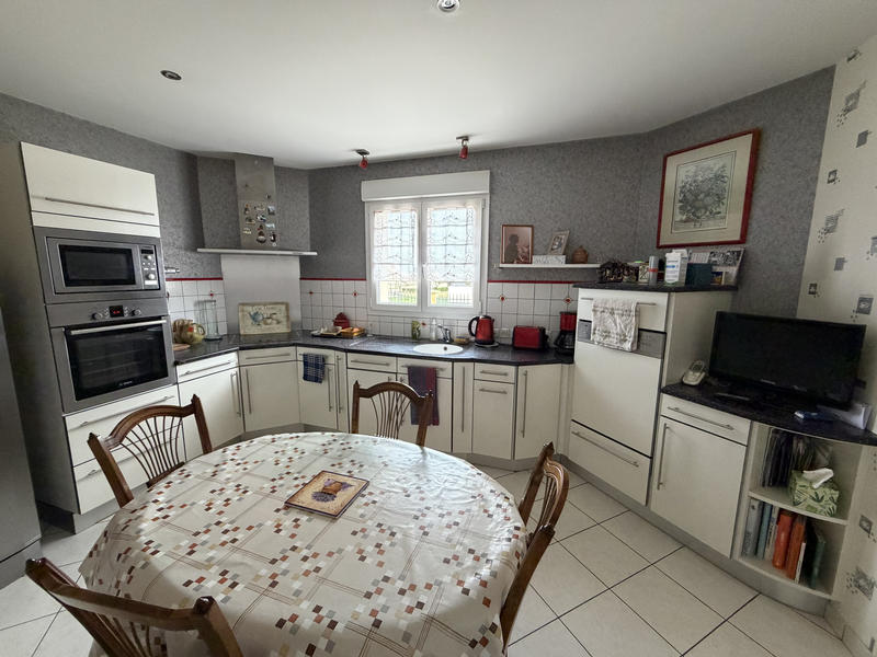 Maison - 176 m² - 7 pièces