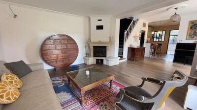 Maison - 110 m² - 6 pièces