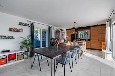 Villa - 190 m² - 7 pièces