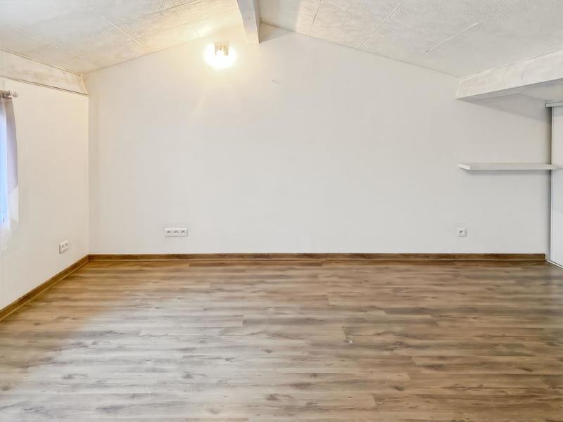 Villa - 186 m² - 8 pièces