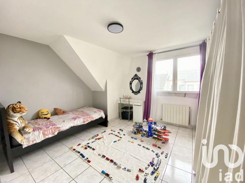 Maison - 210 m² - 9 pièces