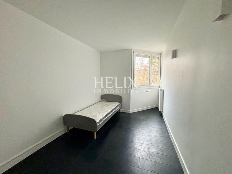 Appartement - 98 m² - 5 pièces