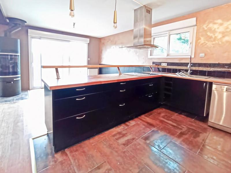 Maison - 170 m² - 7 pièces