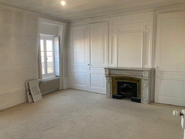 Appartement - 147 m² - 5 pièces