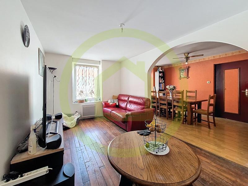 Maison - 104 m² - 5 pièces