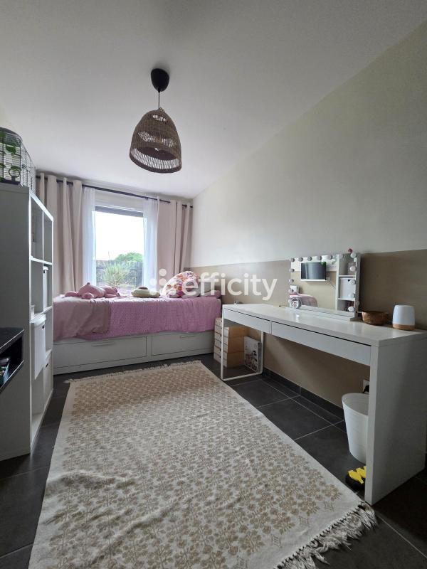 Appartement - 82 m² - 4 pièces