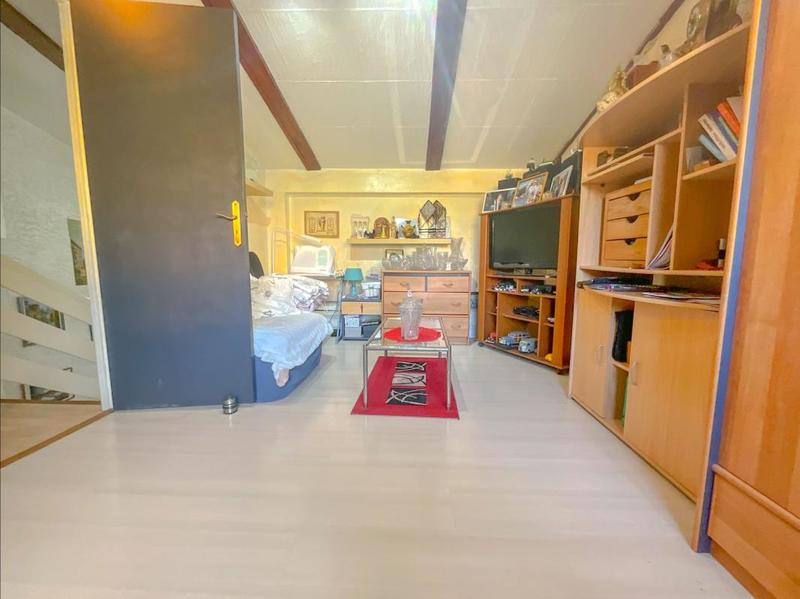 Maison - 136 m² - 5 pièces