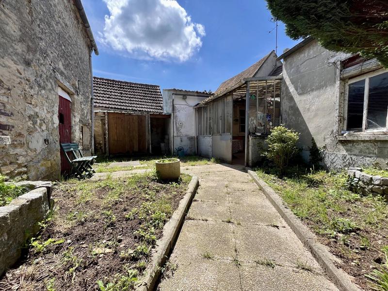 Maison - 97 m² - 5 pièces