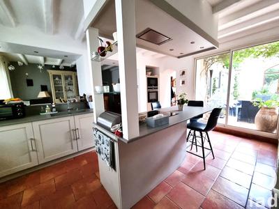 Maison de ville - 208 m² - 7 pièces