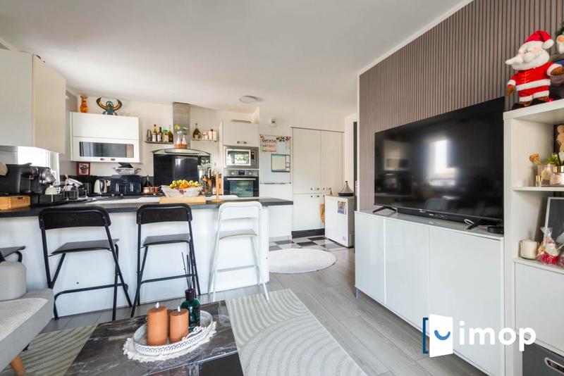 Appartement - 72 m² - 4 pièces