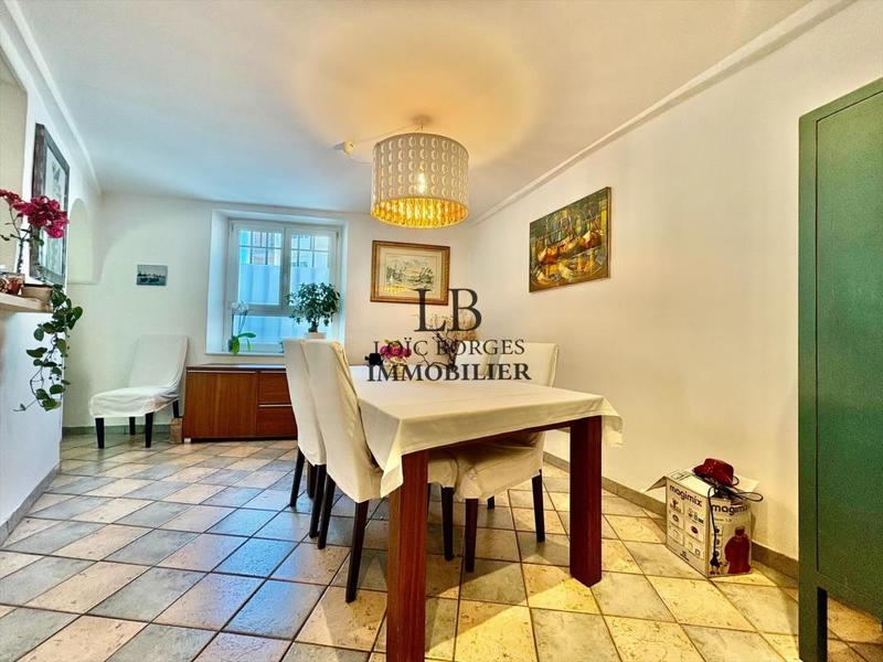 Maison - 173 m² - 8 pièces