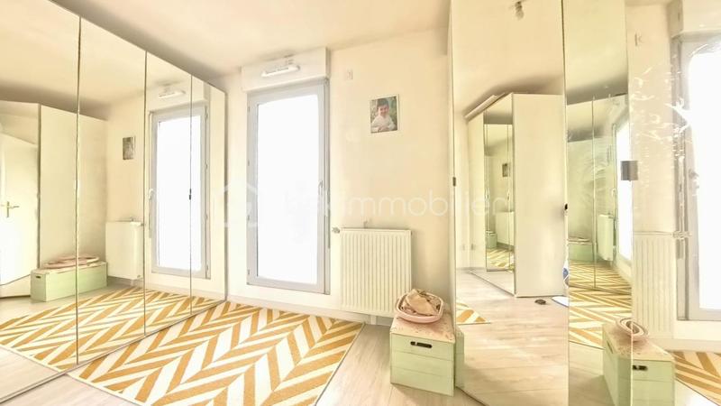 Appartement - 89 m² - 5 pièces