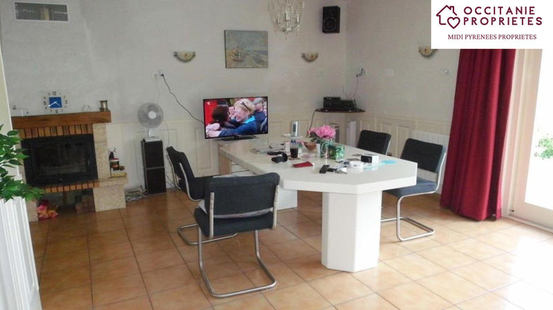 Villa - 250 m² - 4 pièces