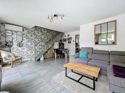 Villa - 80 m² - 5 pièces