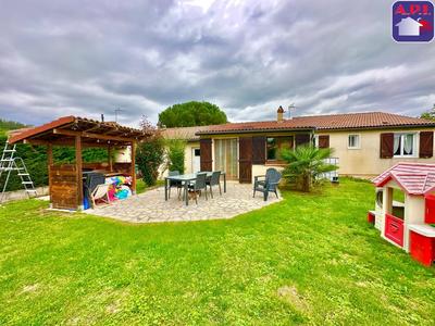 Maison - 115 m² - 4 pièces