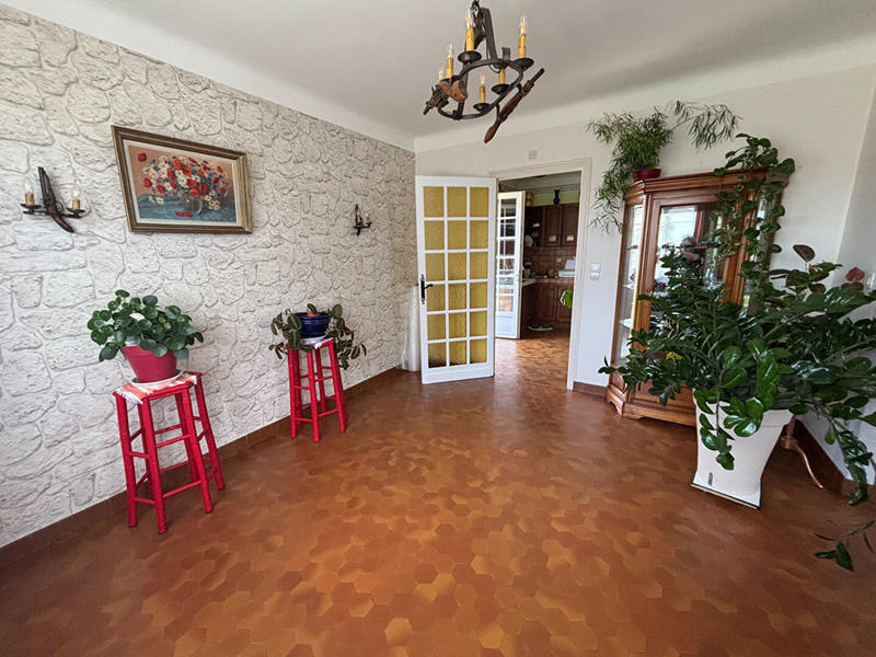 Maison - 250 m² - 7 pièces