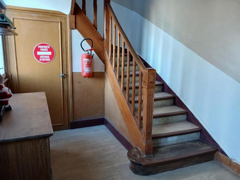 Immeuble - 218 m² - 14 pièces