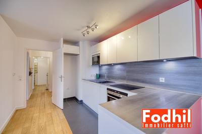 Appartement - 96 m² - 5 pièces