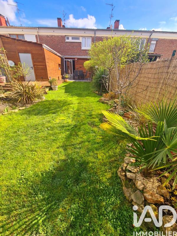 Maison - 90 m² - 5 pièces