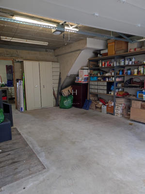 Parking / Garage - 110 m²