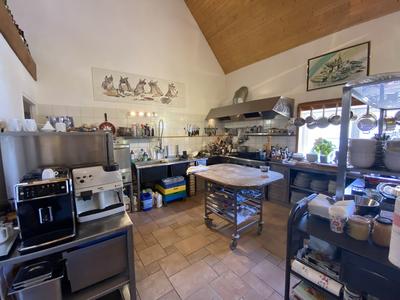 Propriété - 640 m² - 25 pièces