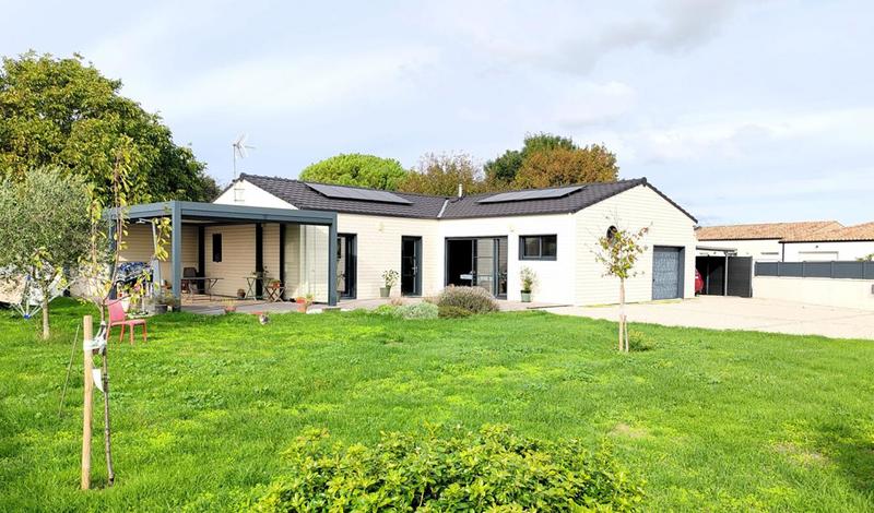 Maison - 112 m² - 4 pièces