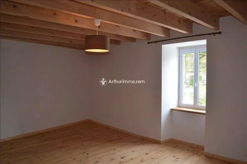 Maison - 95 m² - 3 pièces