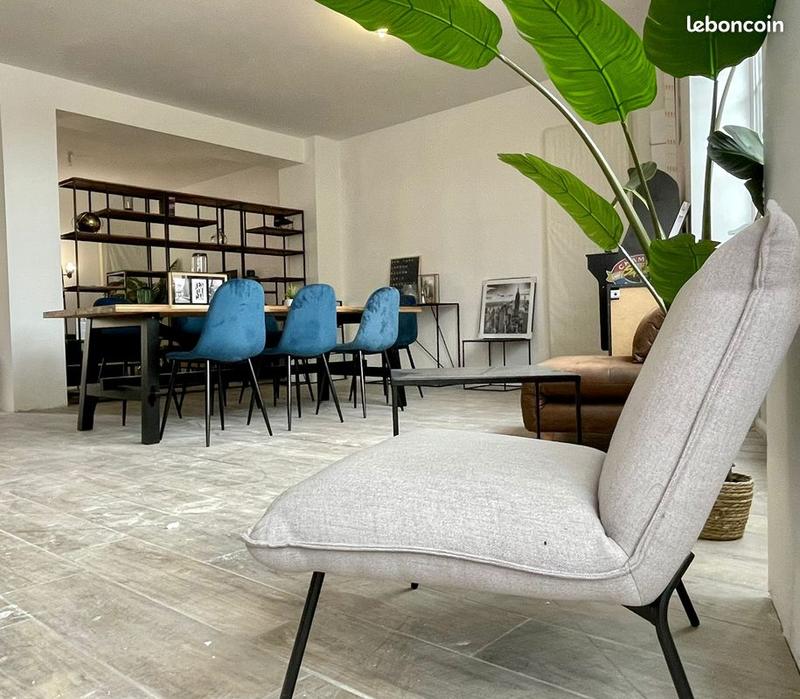 Chambre - 241 m² - 1 pièce